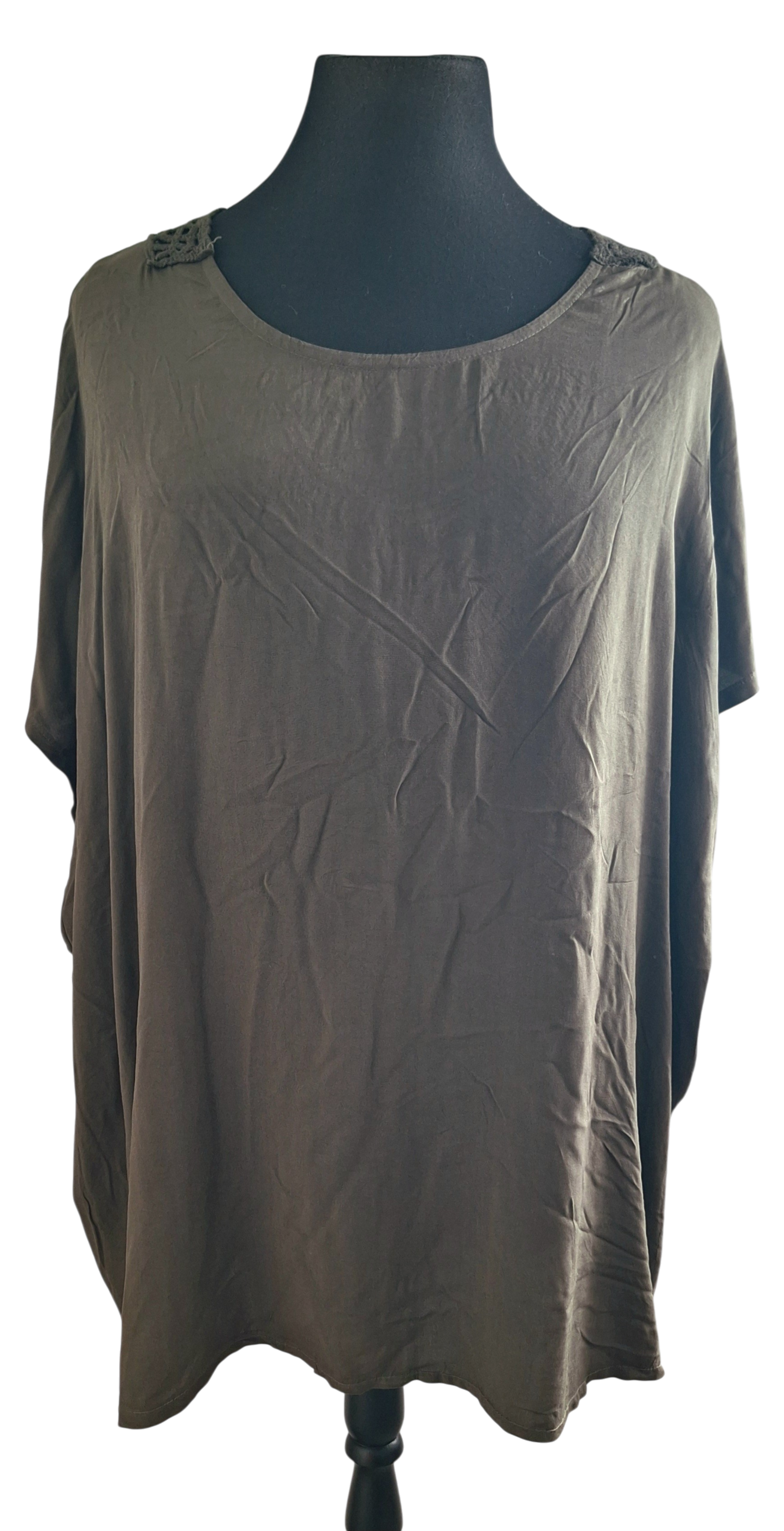 T-shirt met gehaakte rug